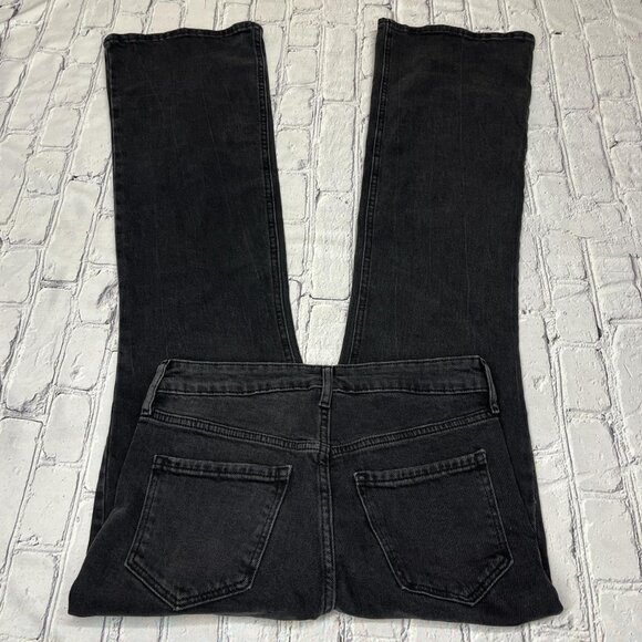 Old navy women’s black higher high rise flare jeans. Secret smooth pockets. - Picture 2 of 5
